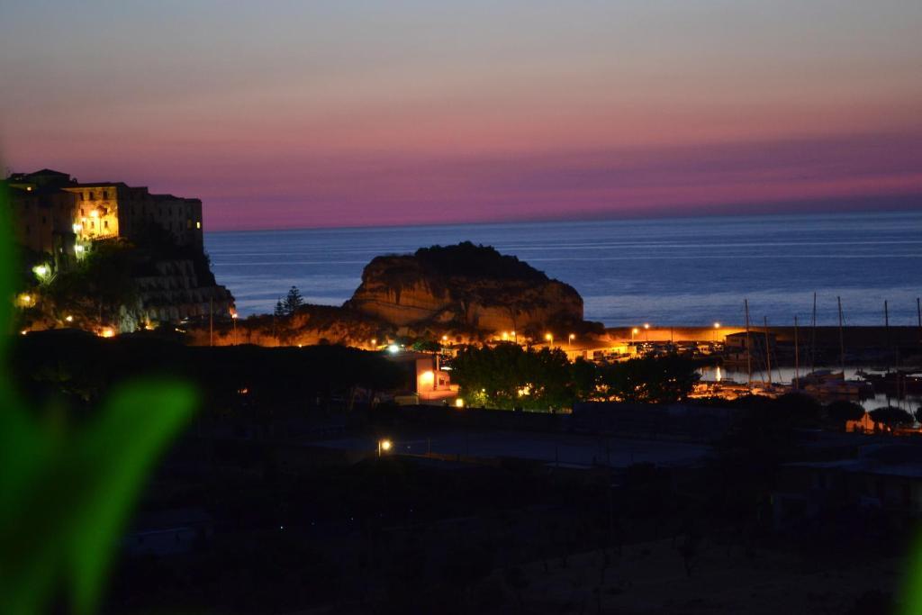 Residence New Paradise Tropea Exterior photo